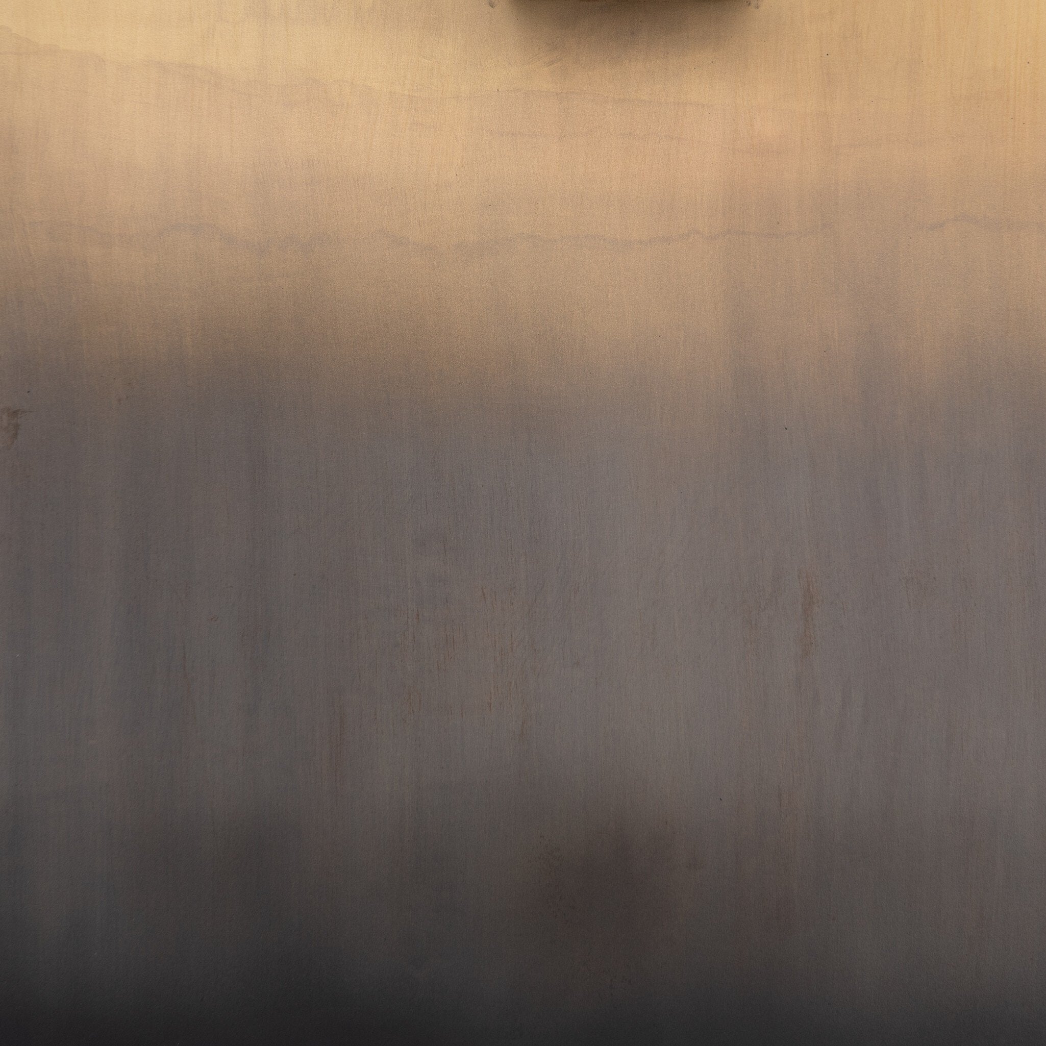#color_Worn Black