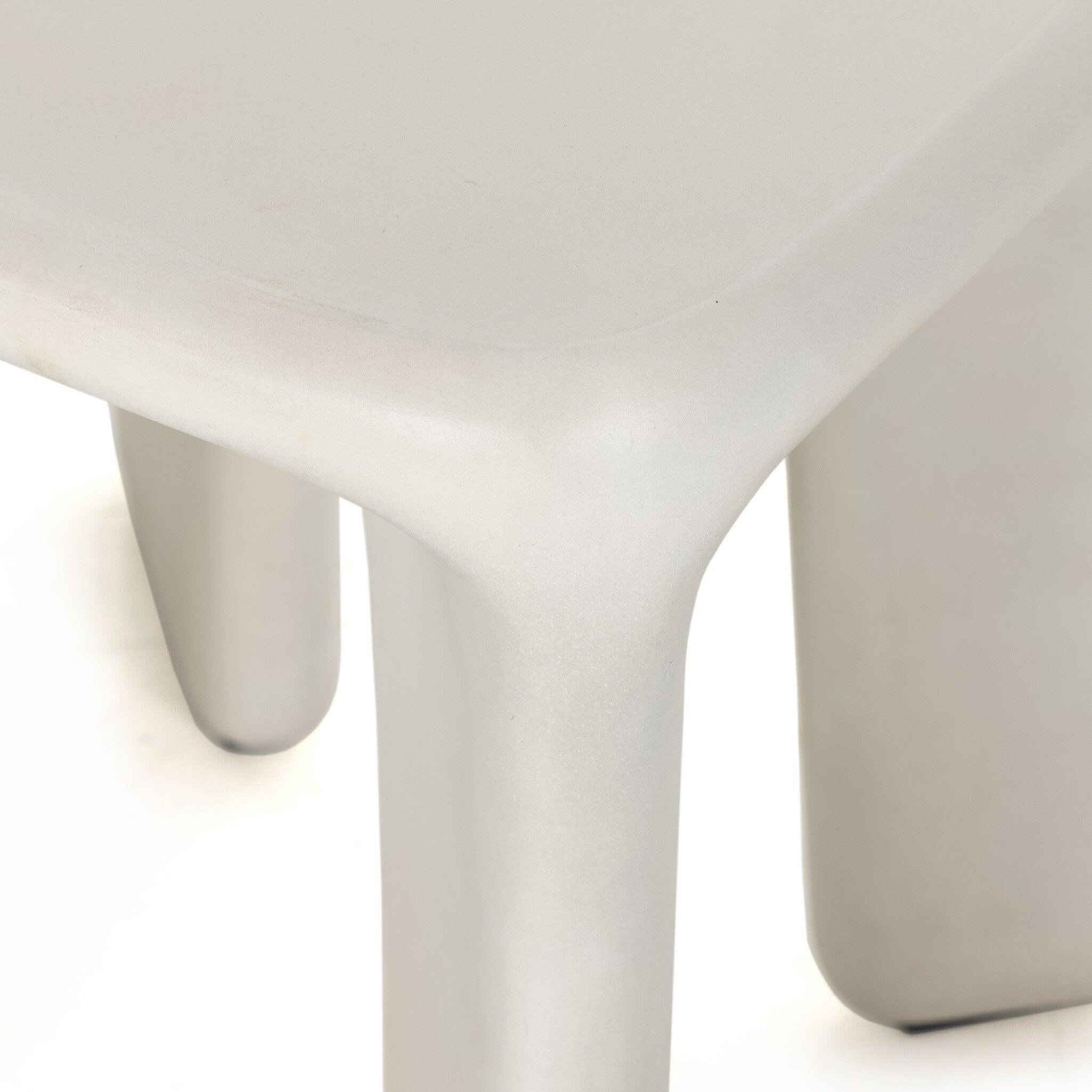 #color_White Concrete