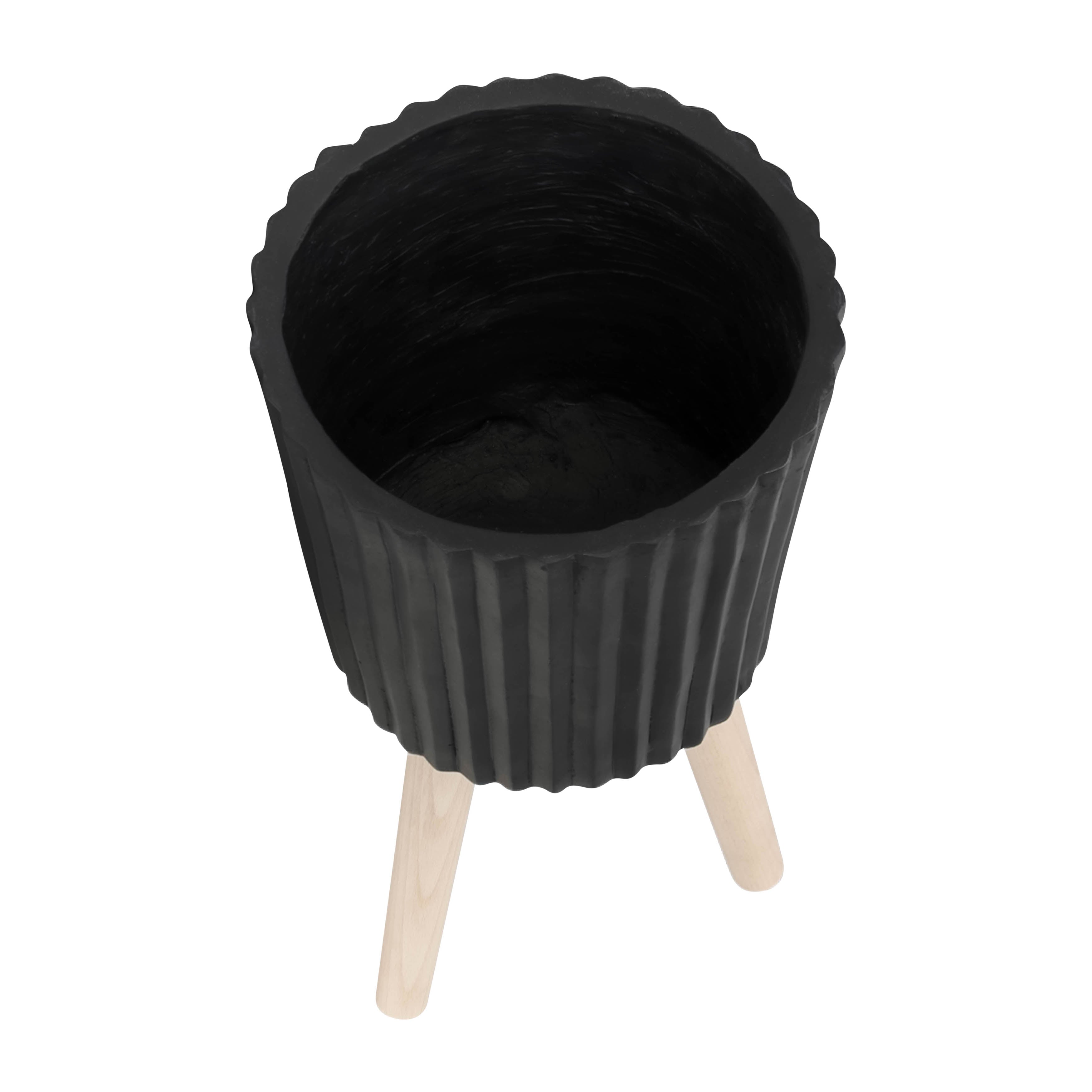 Ione Ridged Planters