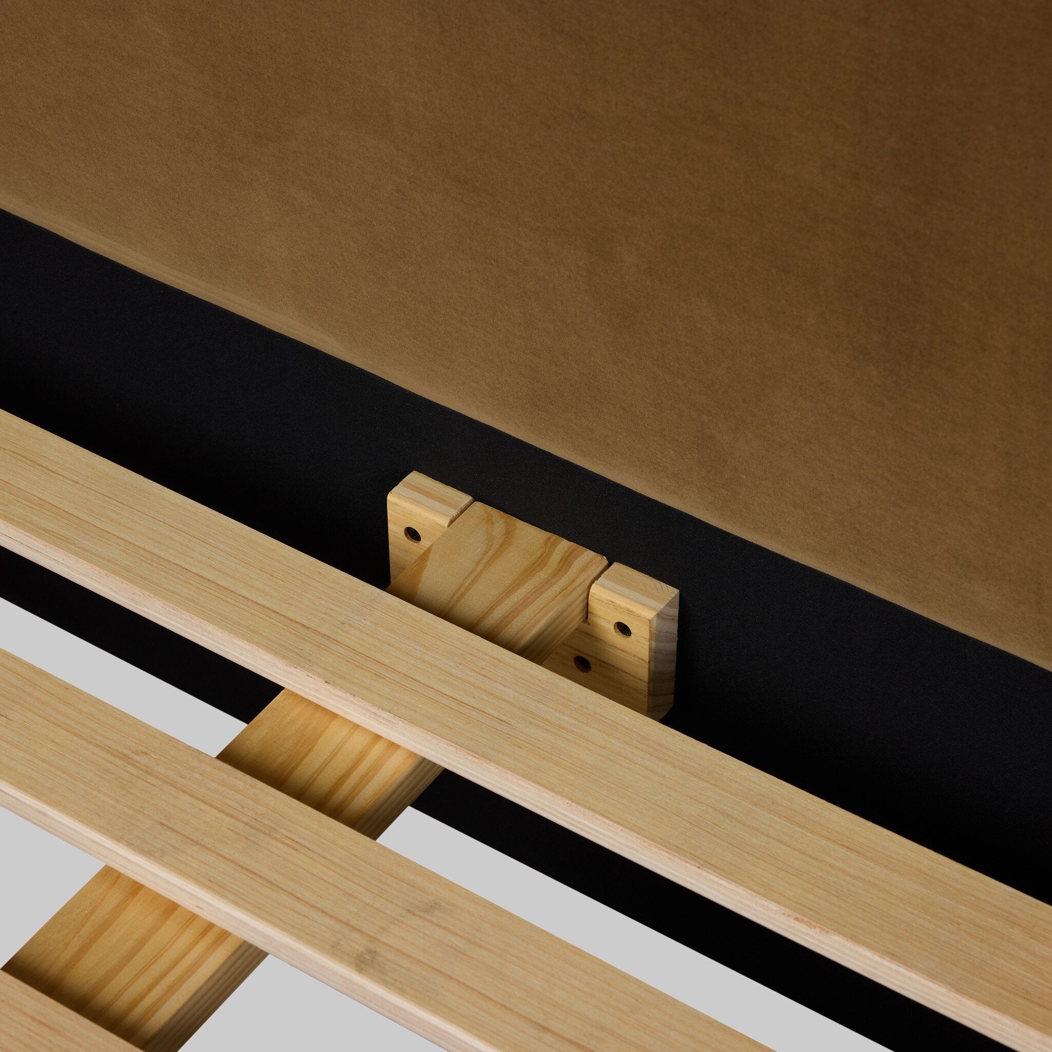 Quincy Bed