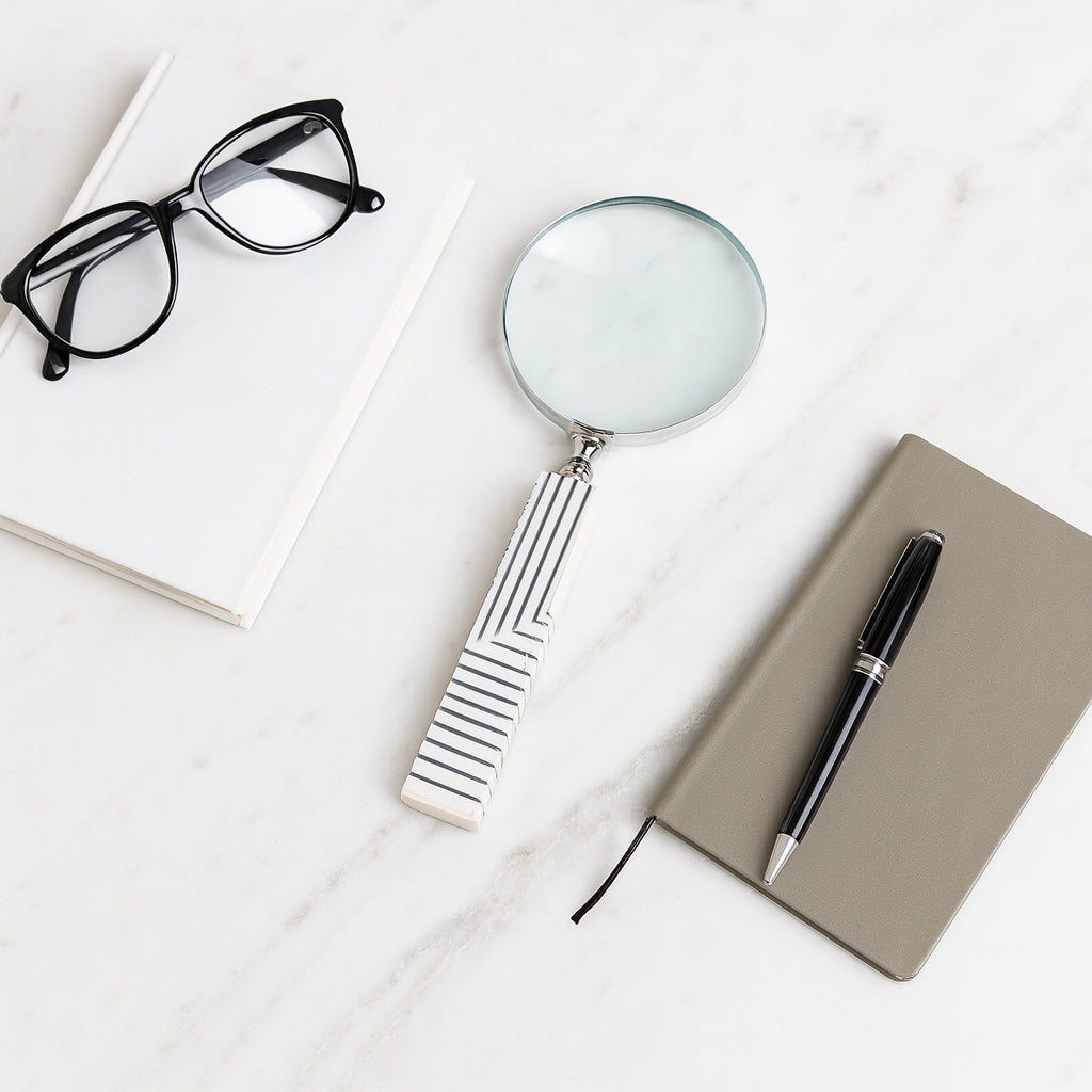 Auralis Magnifying Glass