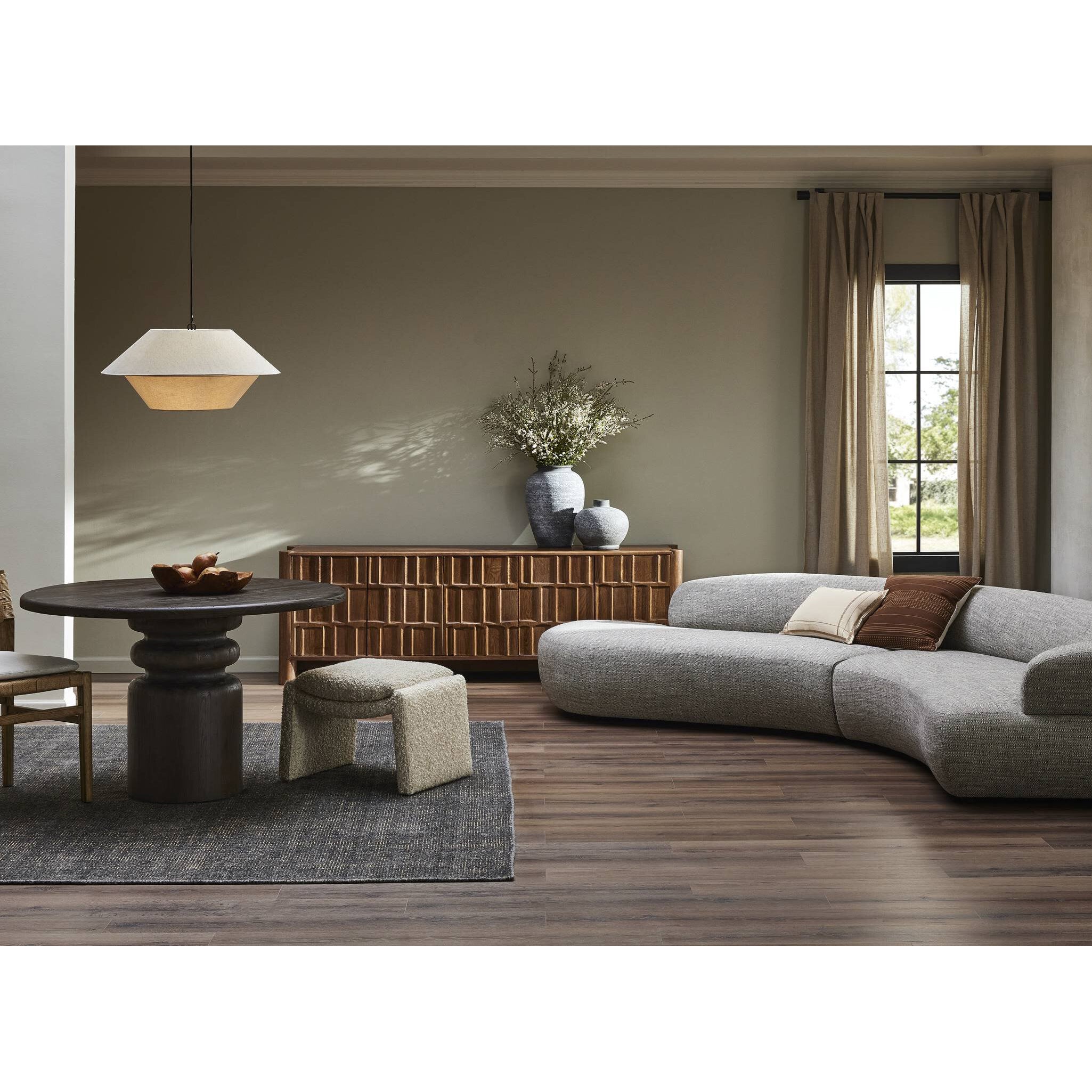 Kerrville Round Dining Table