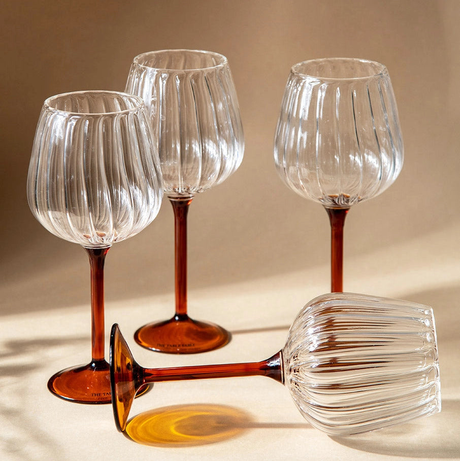 Festive Celebration 16-Piece Tabletop Set