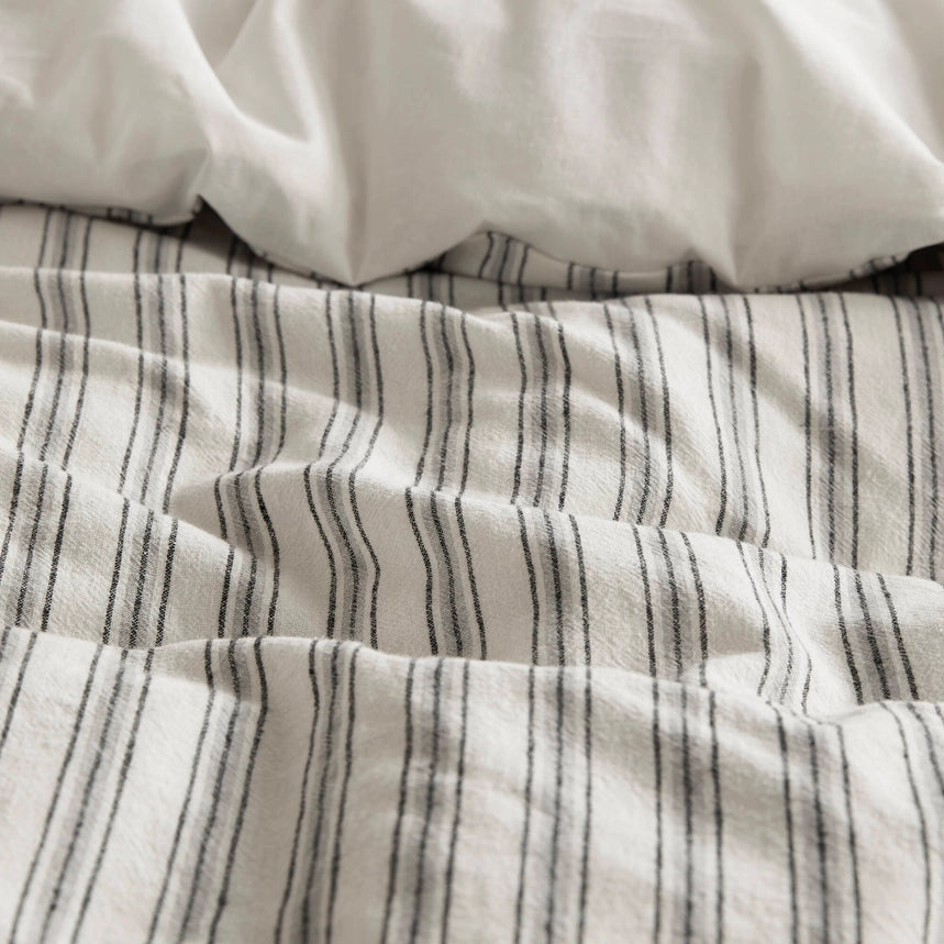 3 Piece Classic Stripe Down Pattern Duvet Set