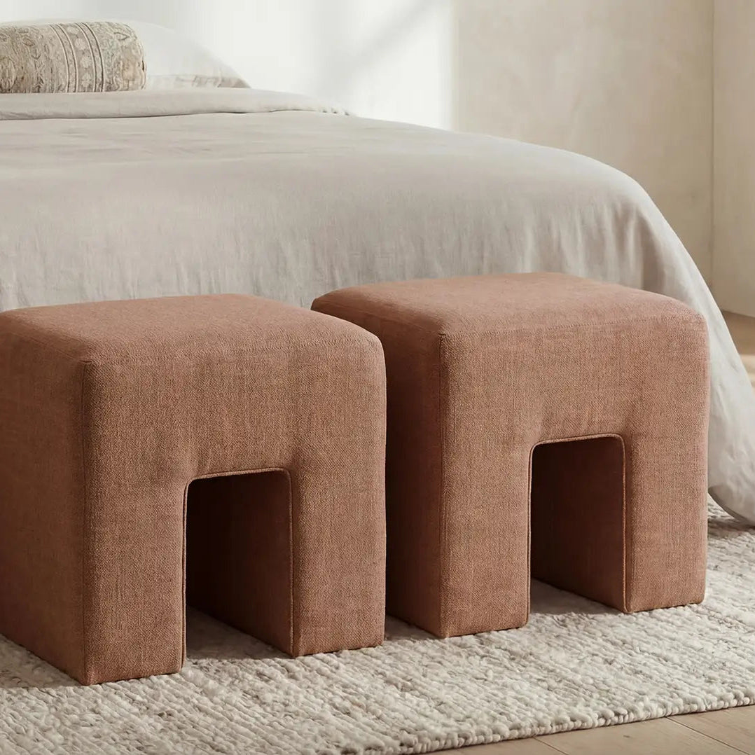 Saskia Stool