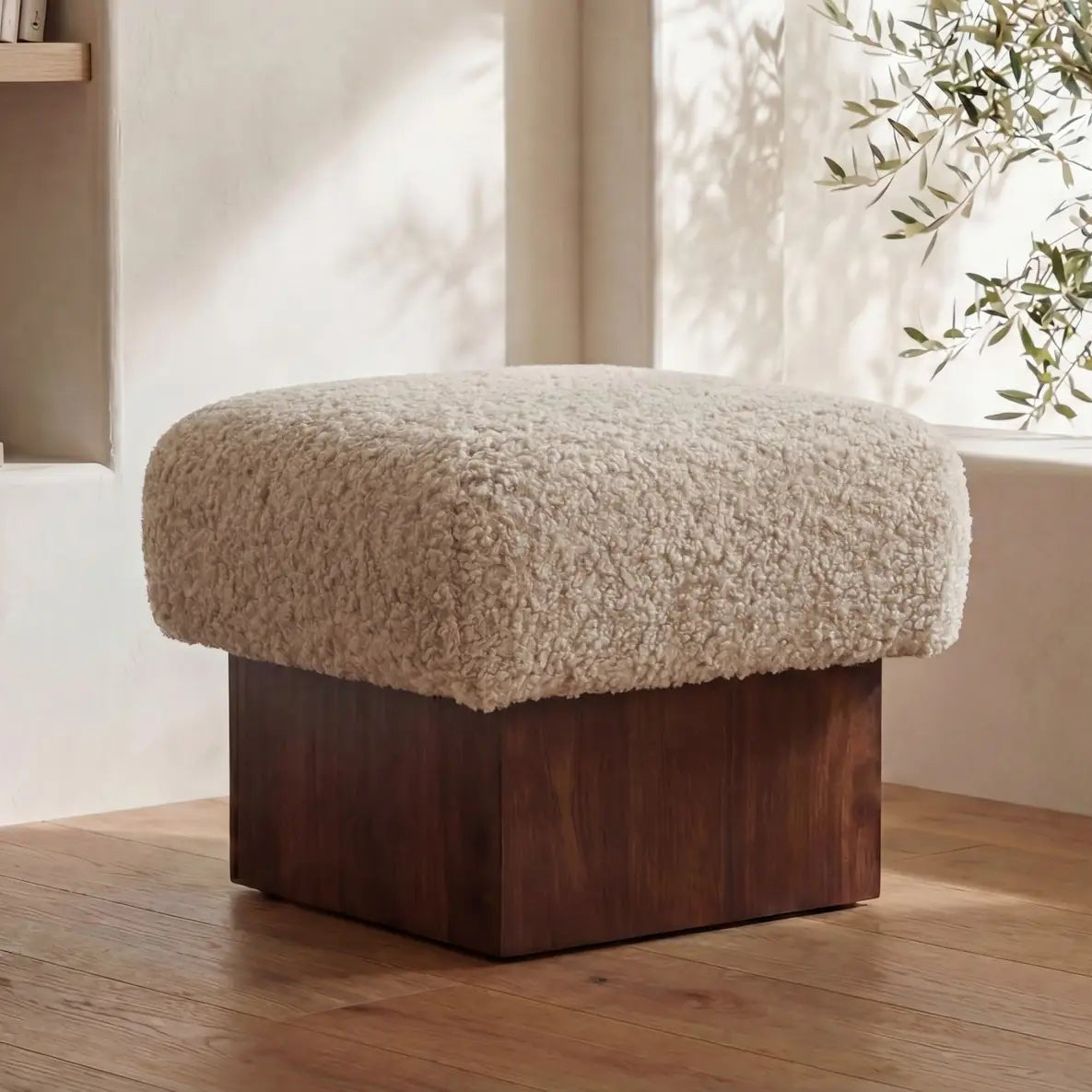 Eira Ottoman