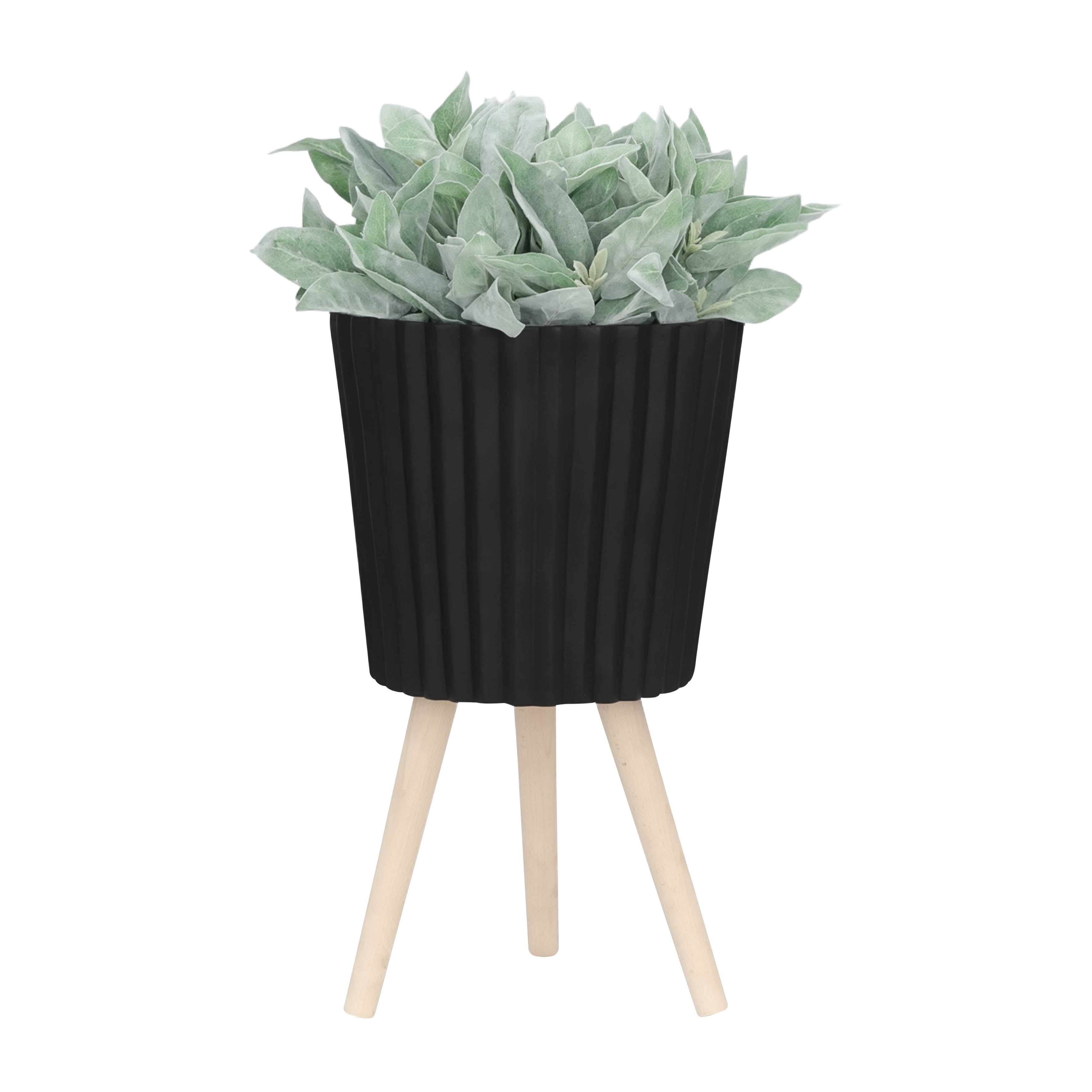 Ione Ridged Planters
