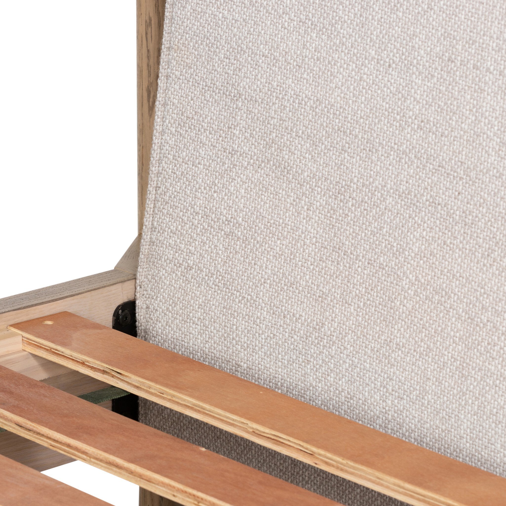 #compatible mattress size_Queen