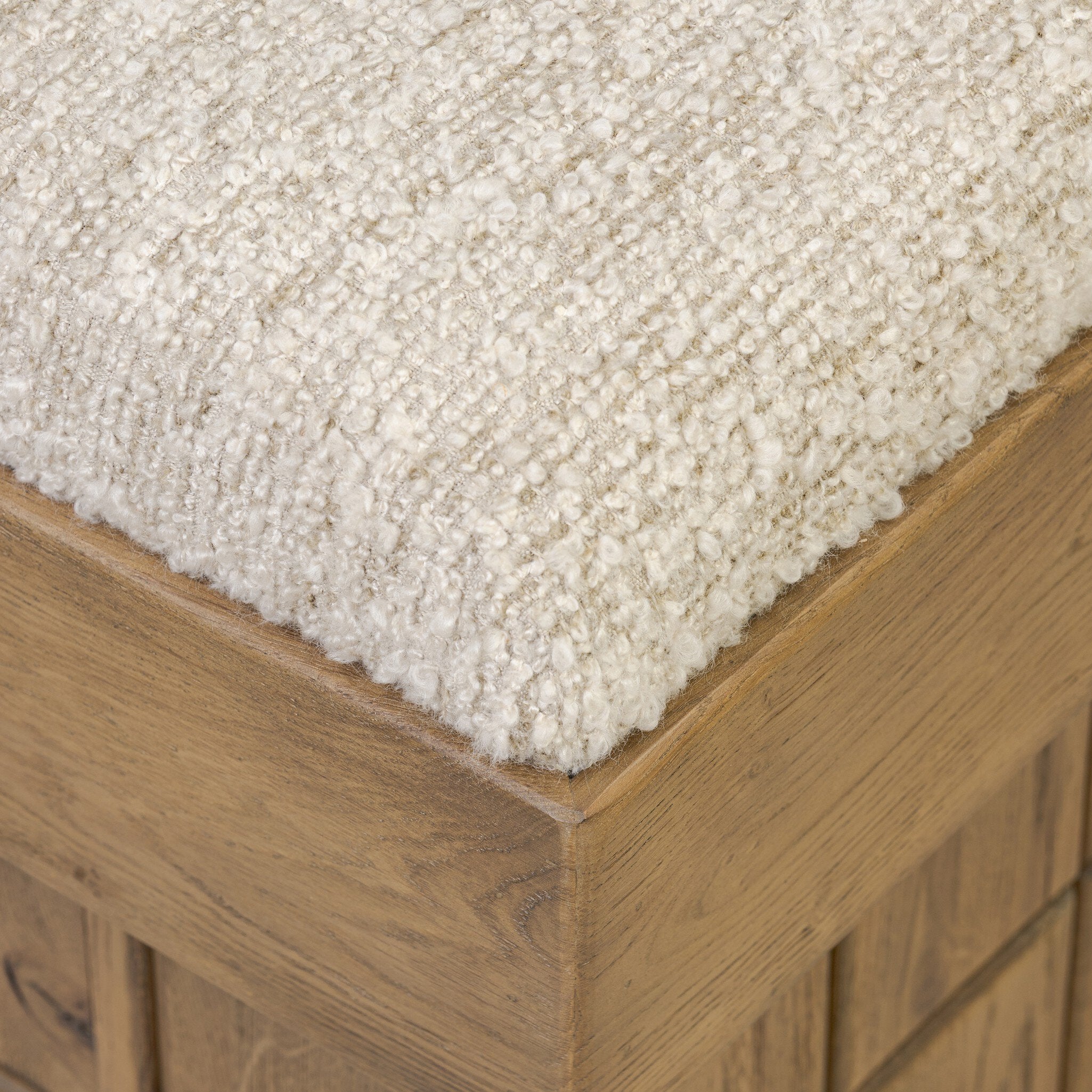 Kubi Accent Stool