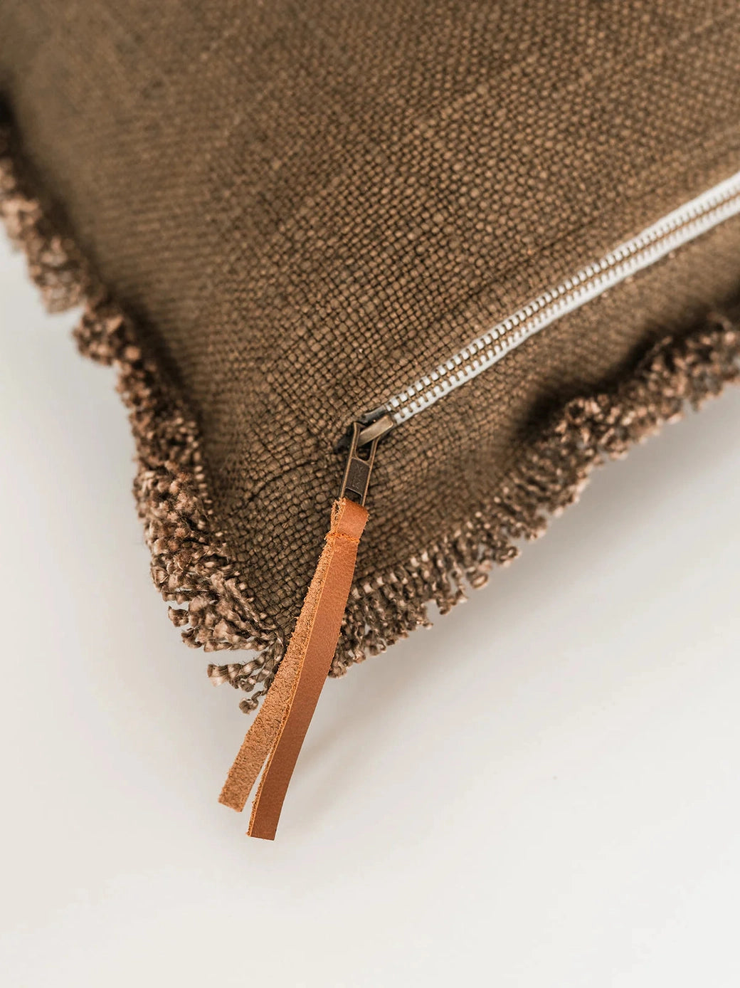 #cover color_Dark Green Linen