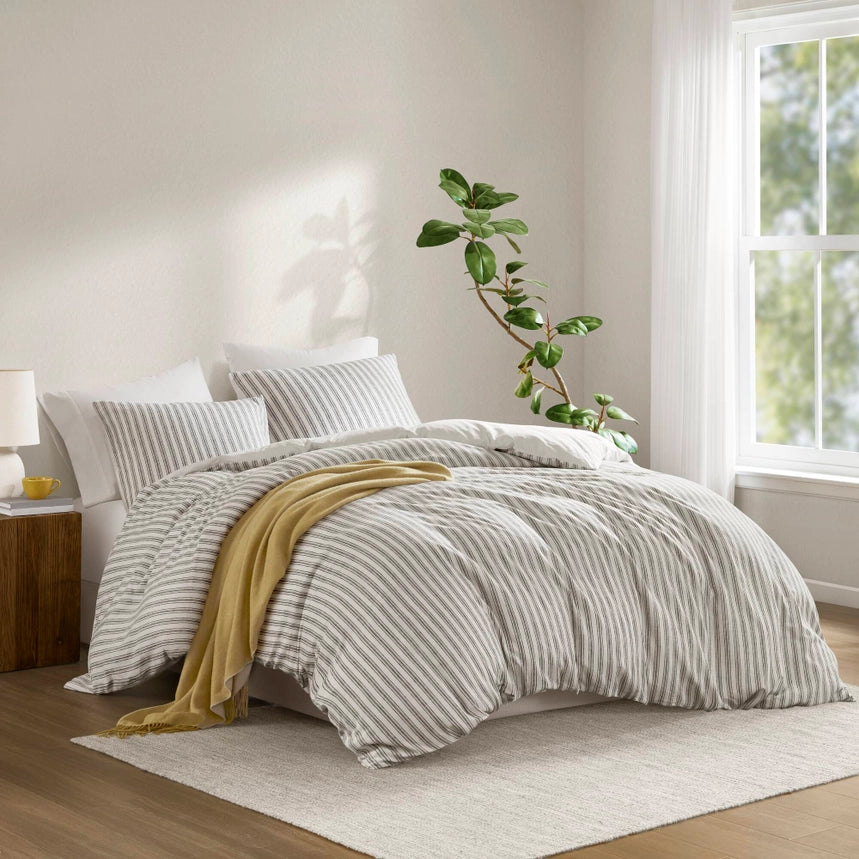 3 Piece Classic Stripe Down Pattern Duvet Set