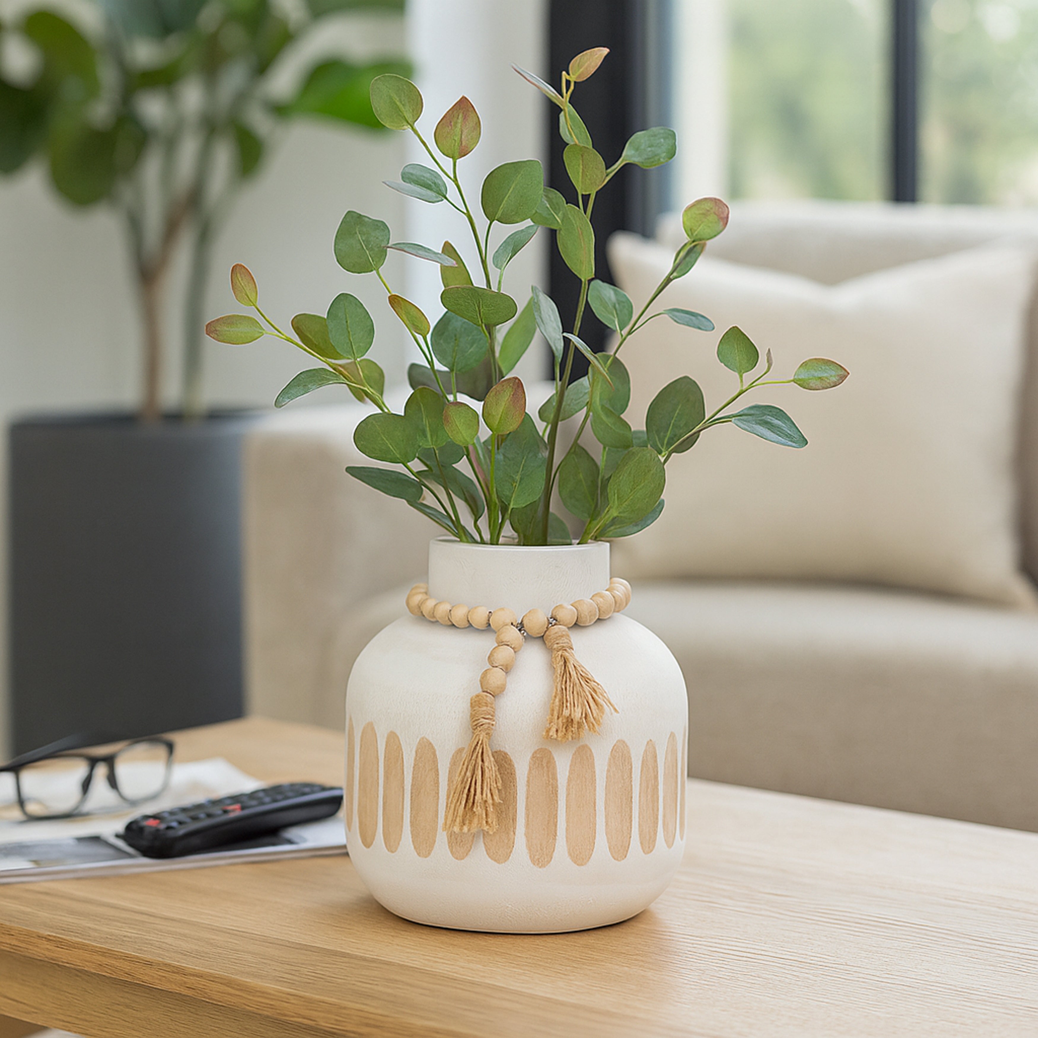 Evaniah Vase