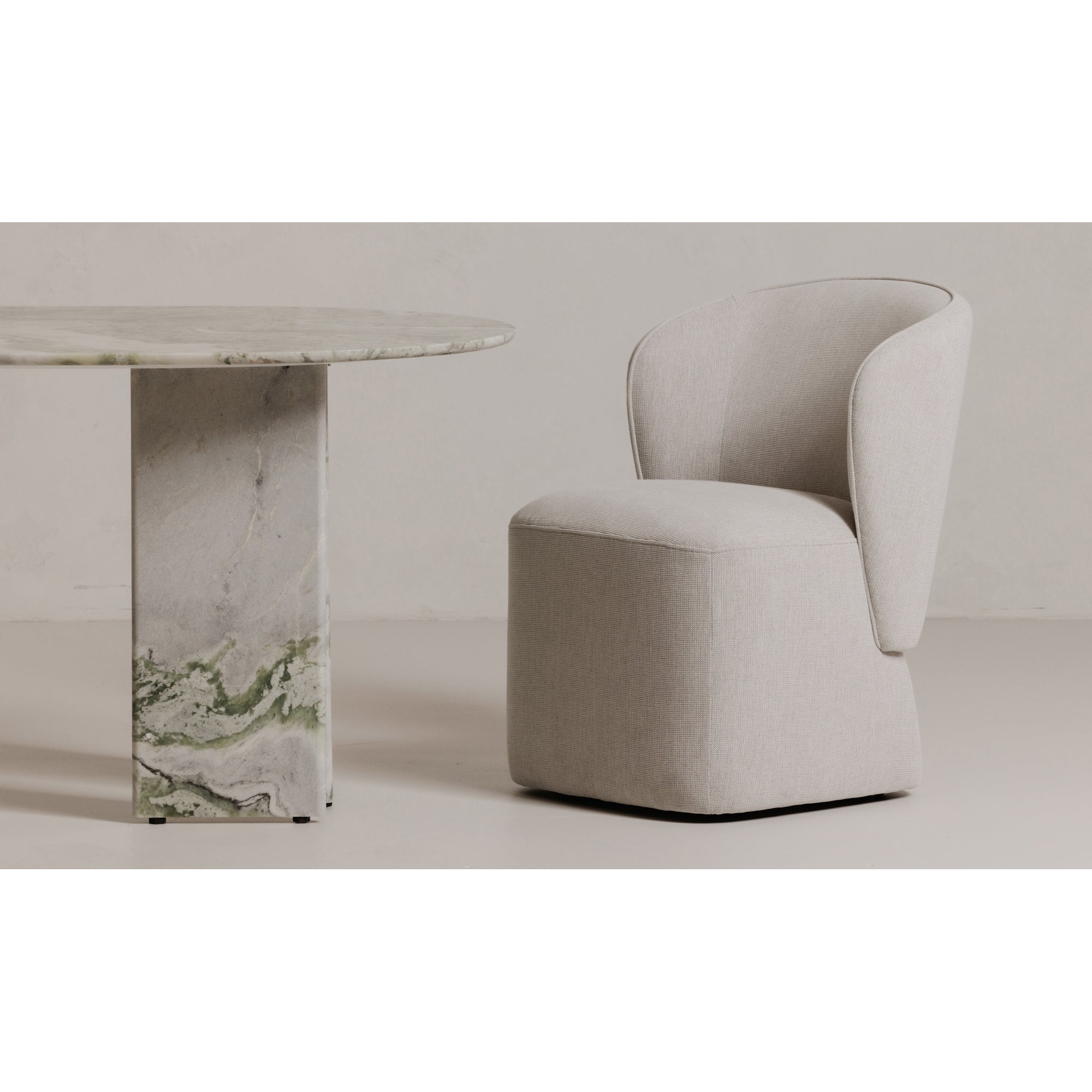 Fairview Rolling Dining Chair
