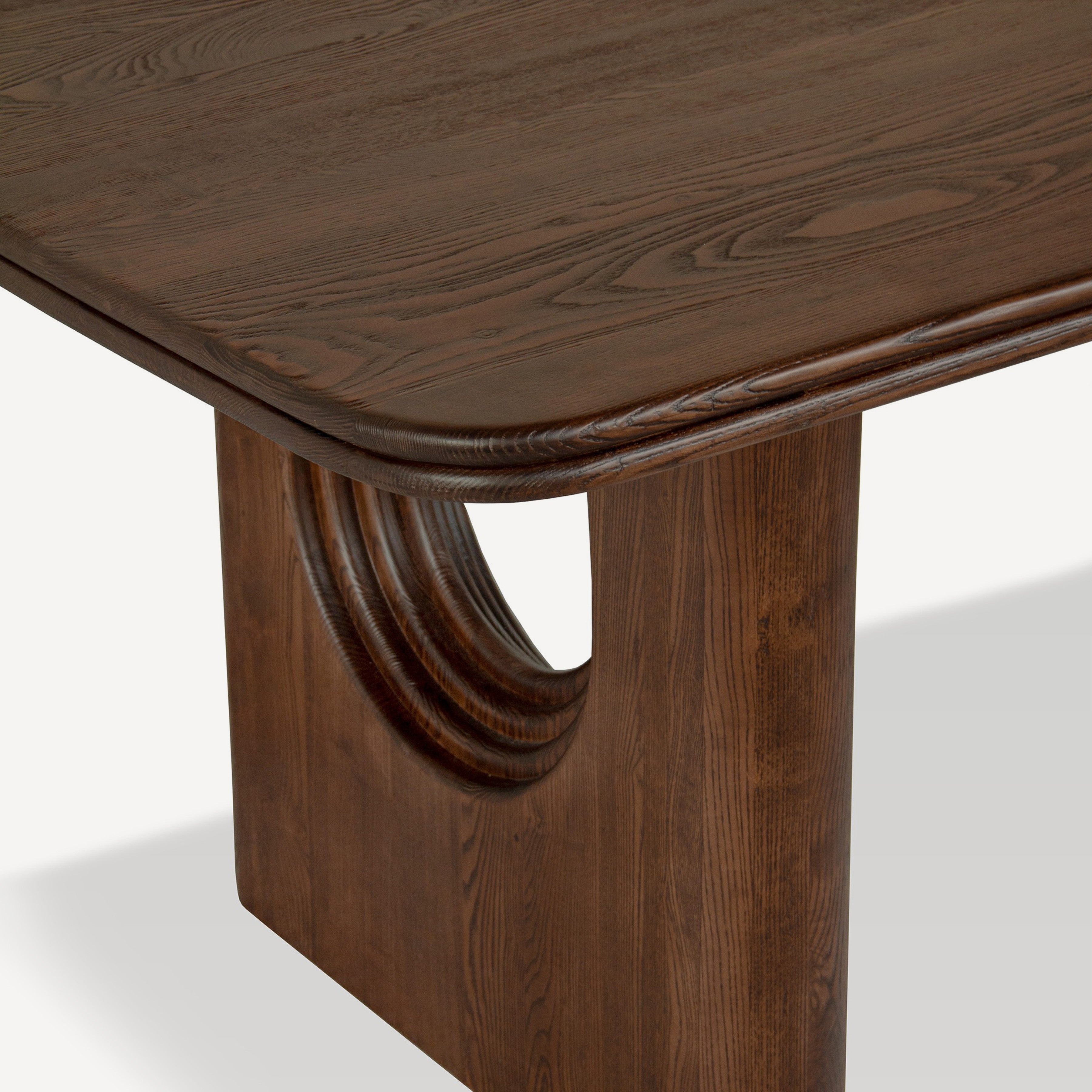 Irving Dining Table