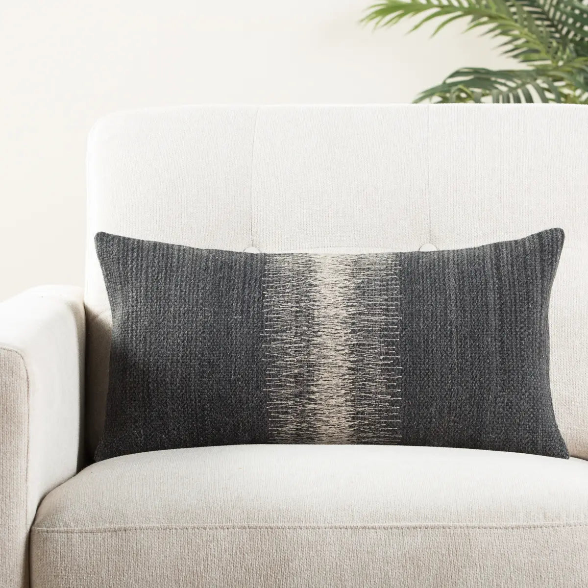 #throw pillow shape_Lumbar