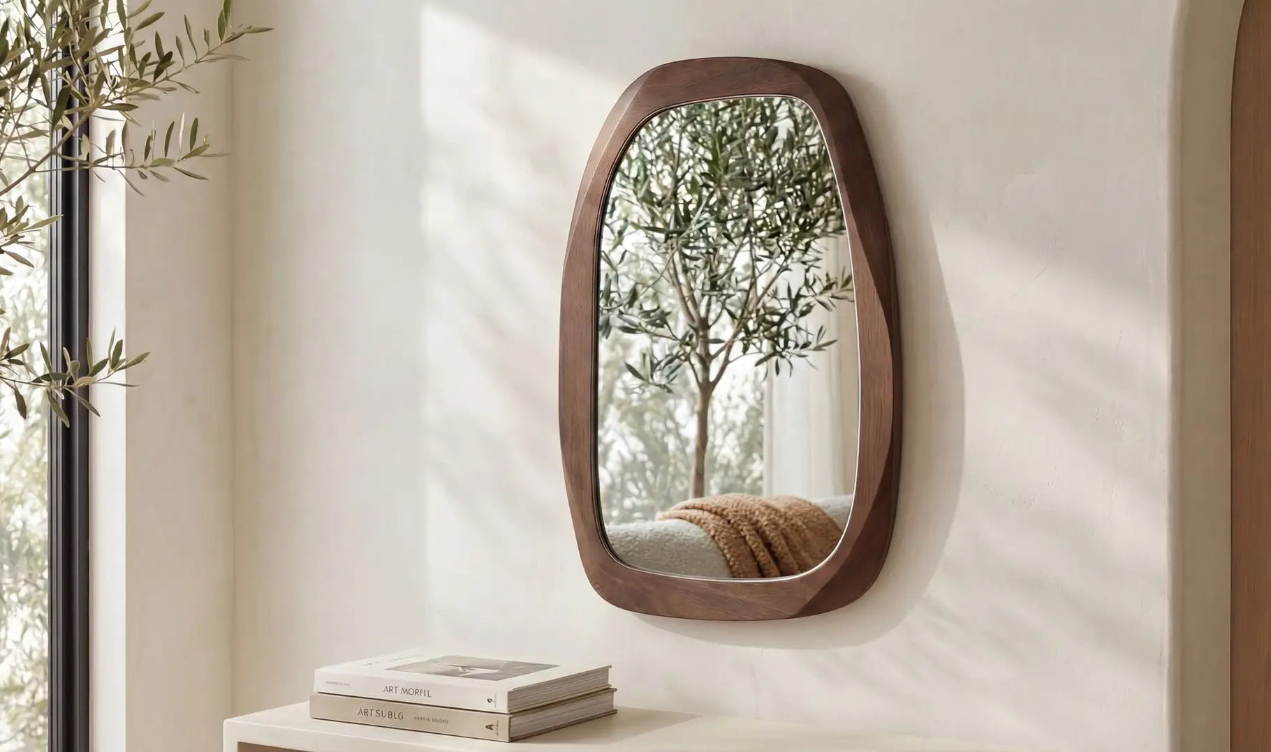 Ines Mirror
