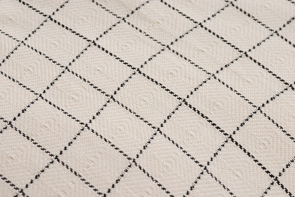 #color_Checkered Print