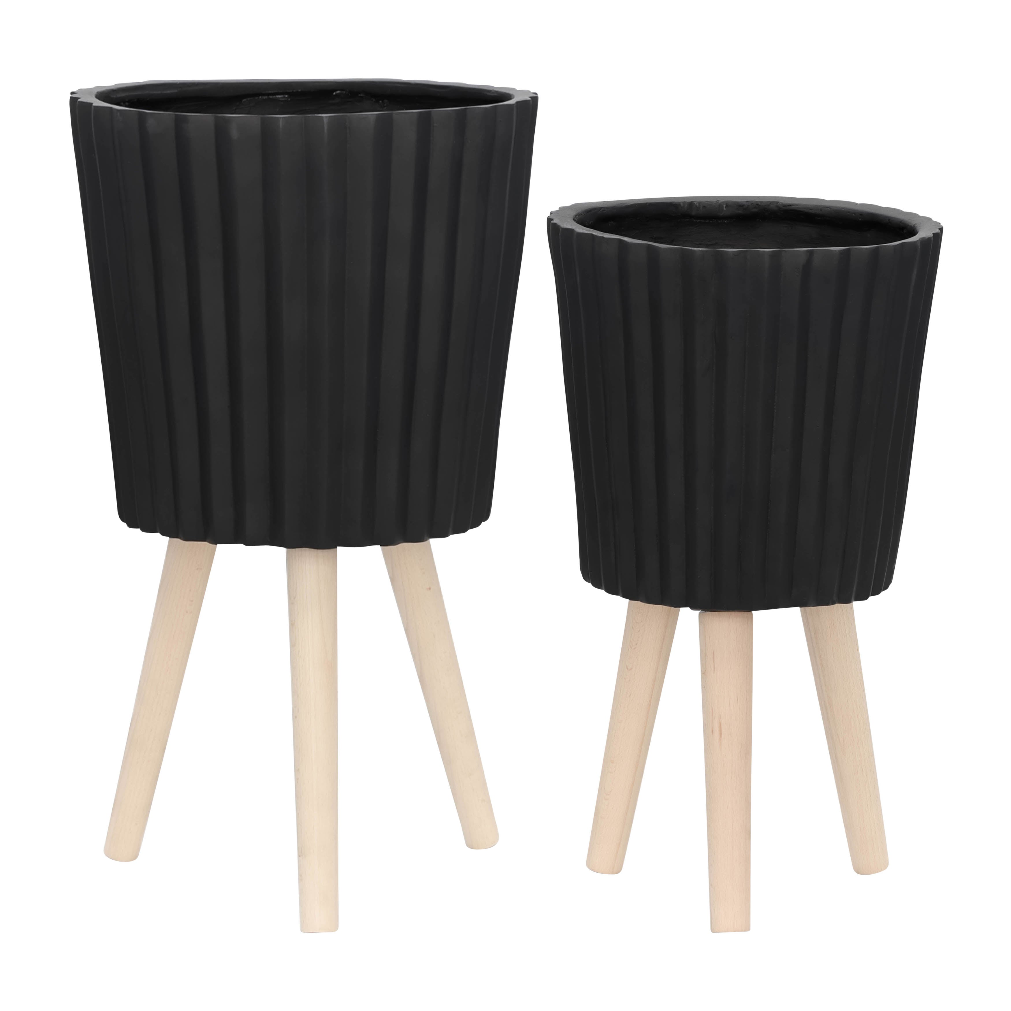 Ione Ridged Planters