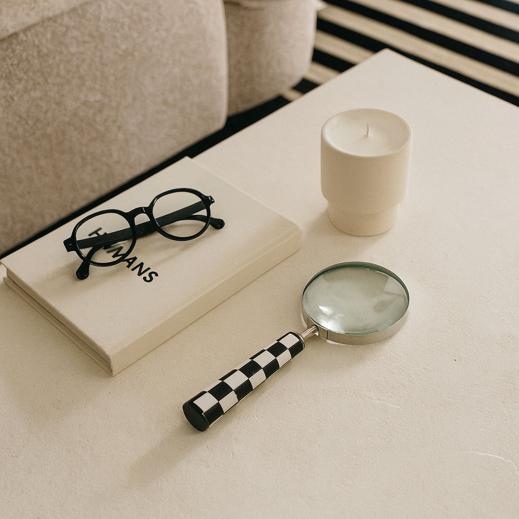 Valenor Magnifying Glass