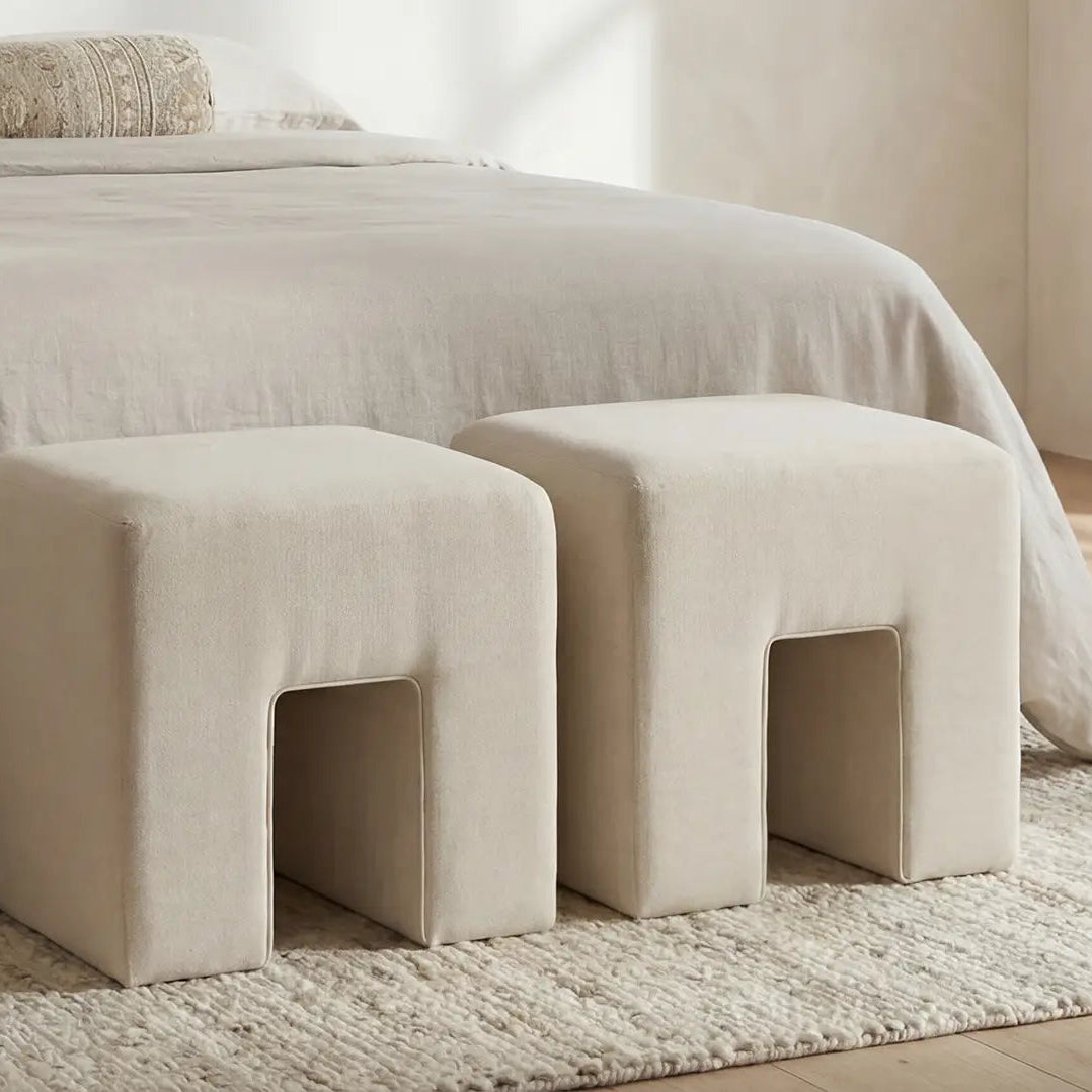 Saskia Stool